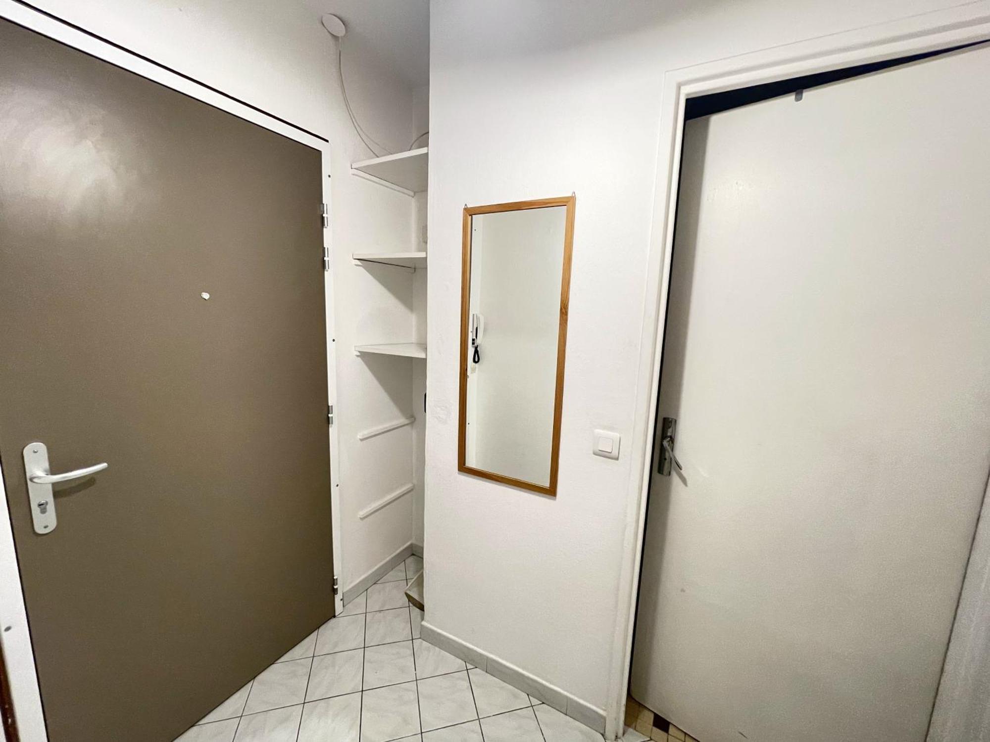 Cool Studio Saint Louis Vicino Stazione/Aereoporto Διαμέρισμα Εξωτερικό φωτογραφία