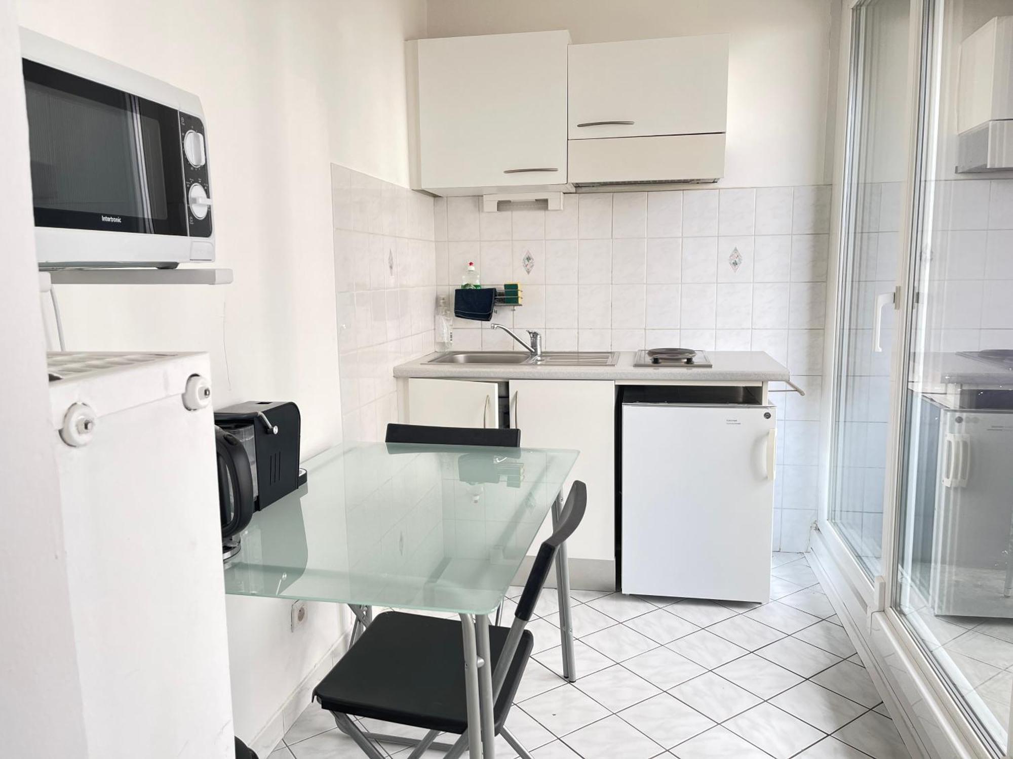 Cool Studio Saint Louis Vicino Stazione/Aereoporto Διαμέρισμα Εξωτερικό φωτογραφία
