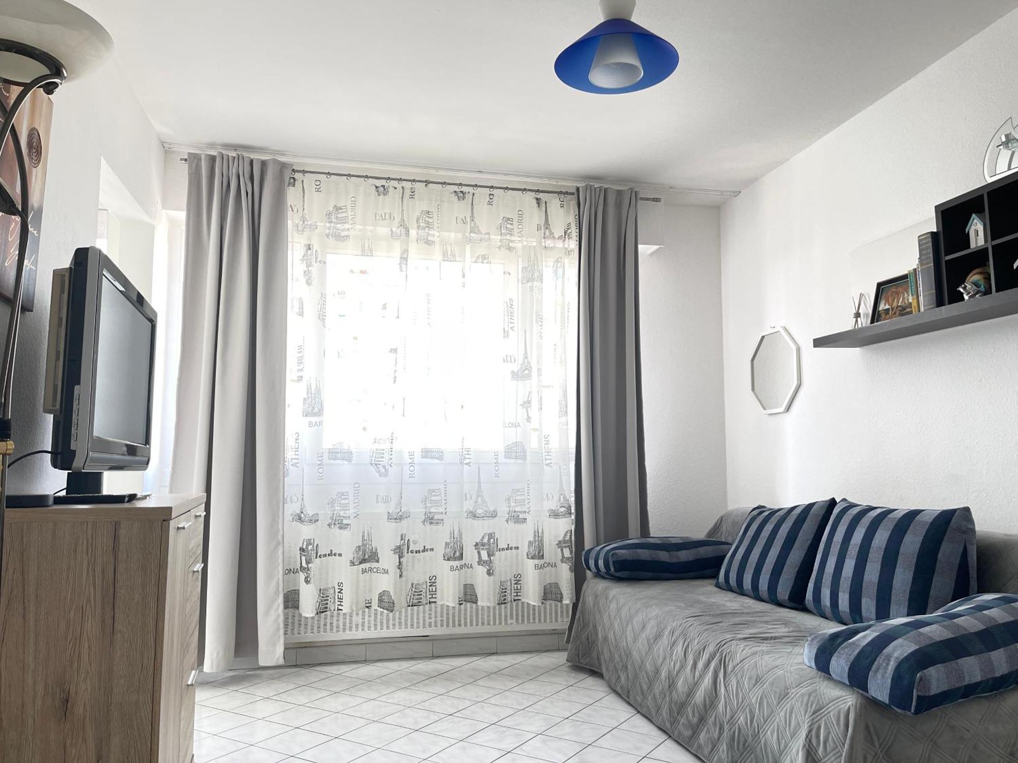 Cool Studio Saint Louis Vicino Stazione/Aereoporto Διαμέρισμα Εξωτερικό φωτογραφία