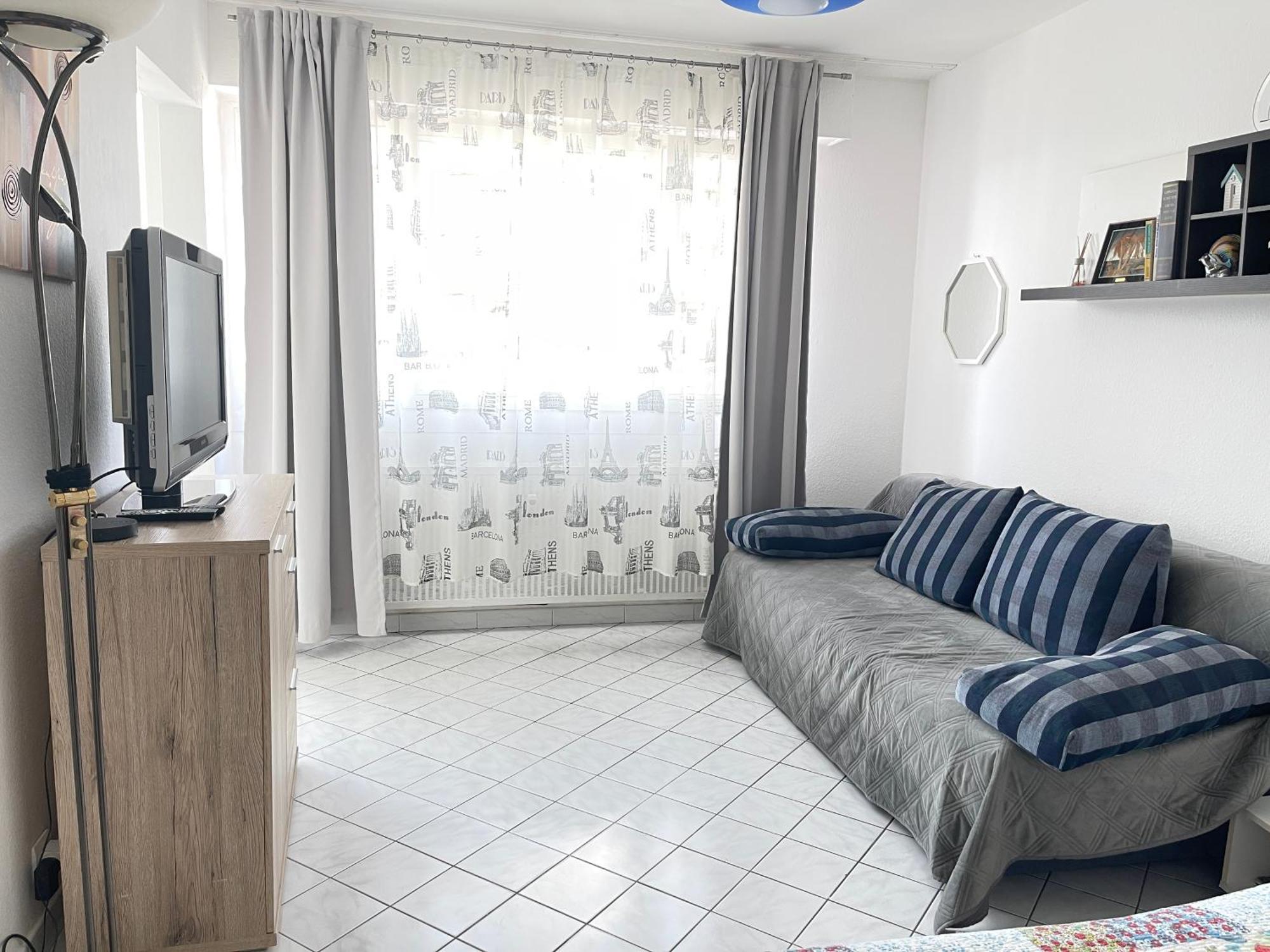 Cool Studio Saint Louis Vicino Stazione/Aereoporto Διαμέρισμα Εξωτερικό φωτογραφία